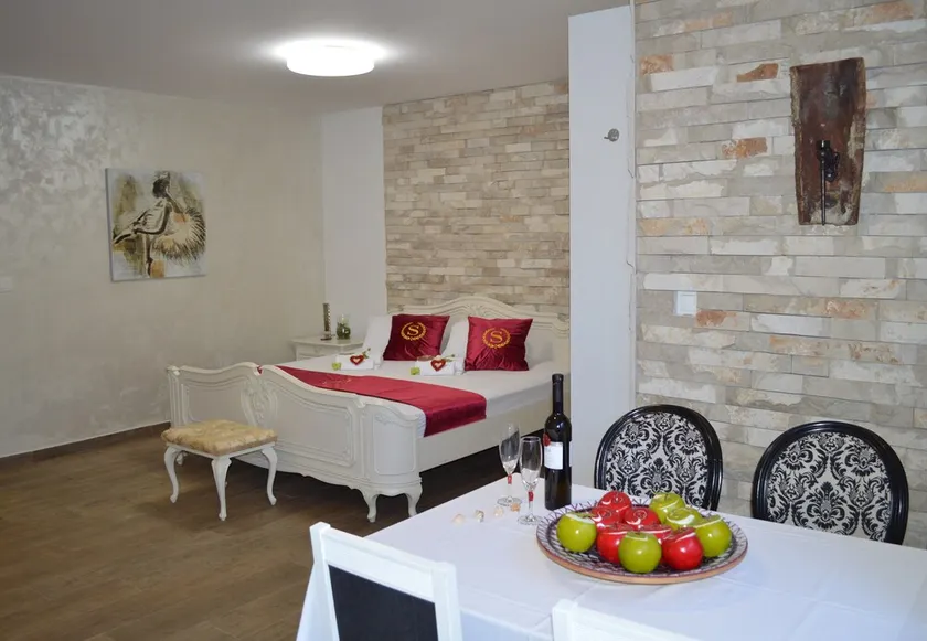 Villa Marre - Image 1