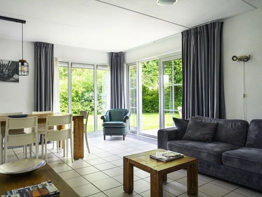 Vacation Home em Burgum com 3 quartos e capacidade para 10 pessoas - Image 1