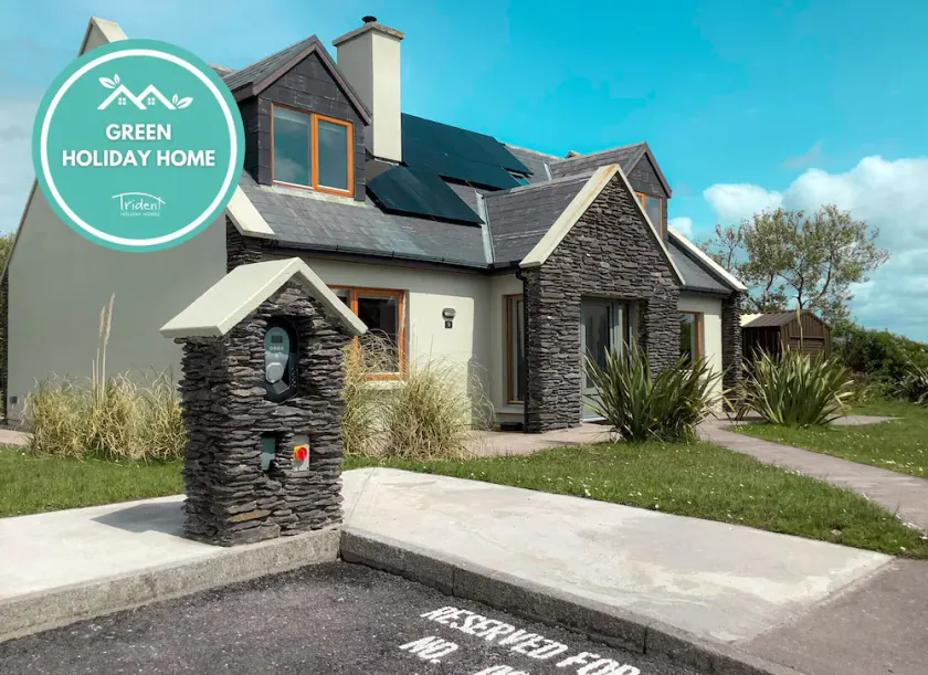 Stone Cottage Holiday Home Ballinskelligs - Image 1