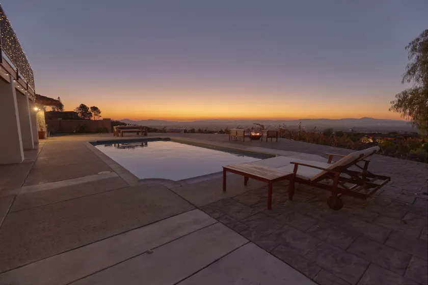 Private European Vineyard w/ Secluded Hilltop Views in Wine Country - Image 1