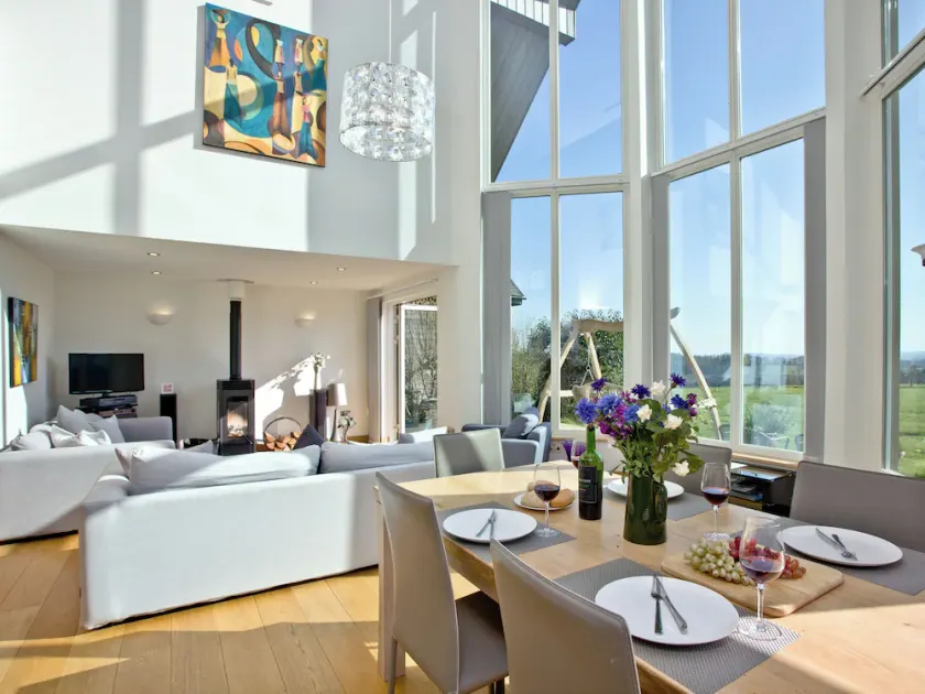 Alojamiento de 3 habitaciones en Cricket St Thomas, near Chard - Image 1