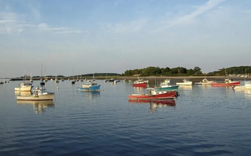 Village Colonial / Harbor Views. - Image 1