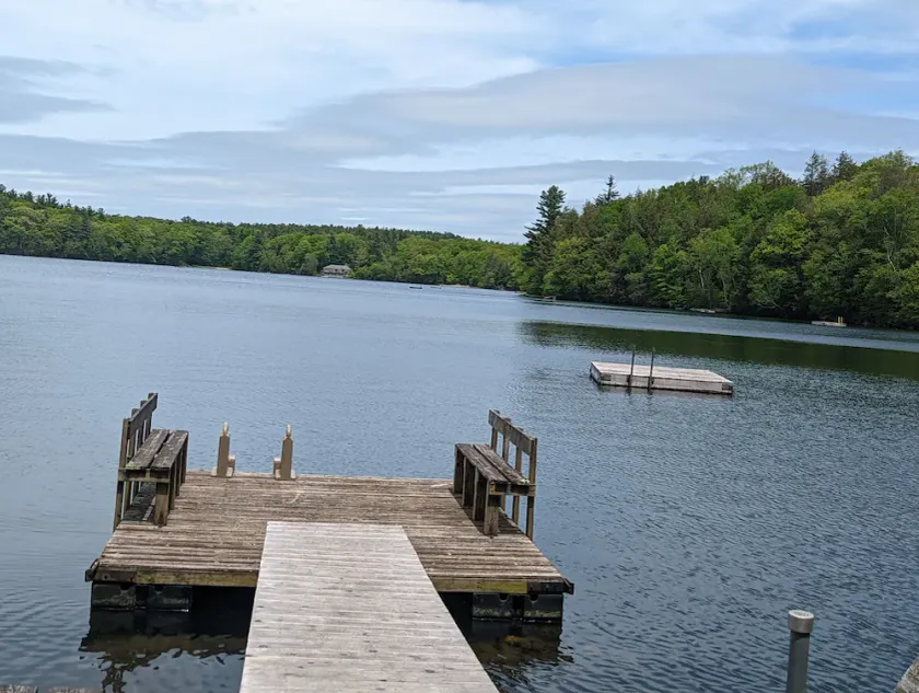 Great Family Cabin in the woods on a lake. - Image 1