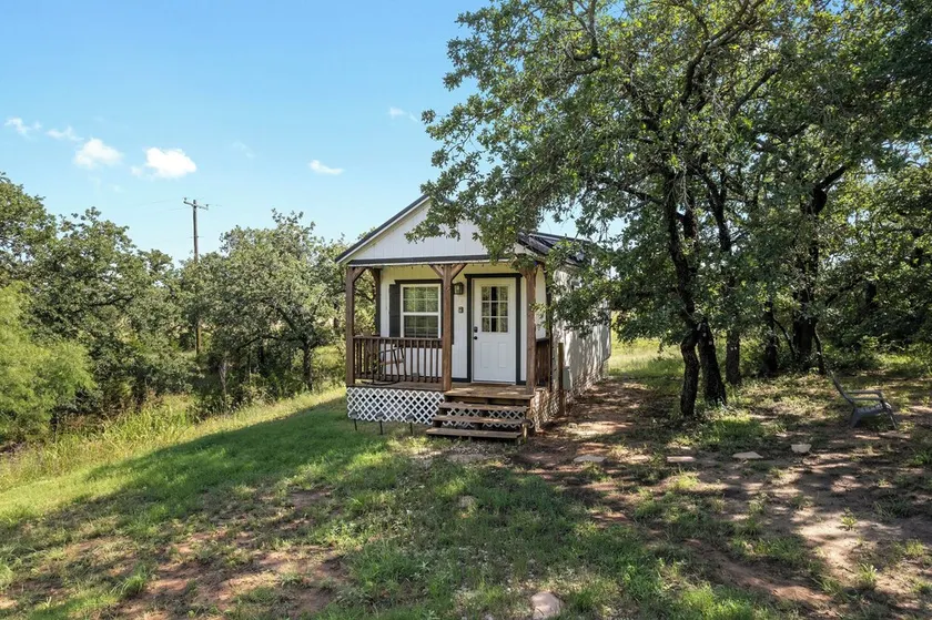 6 Tiny Town Hico - Big Texas Ranch Experience - Image 1