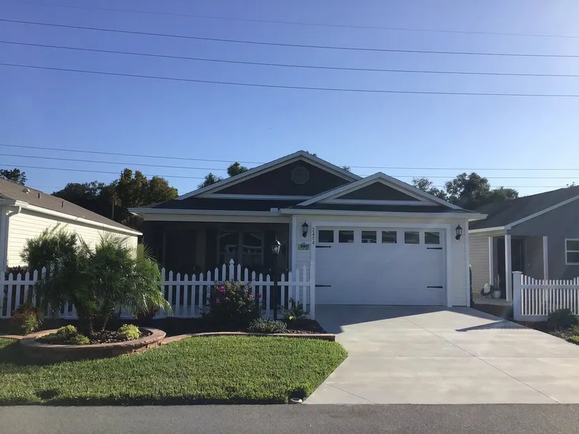 Beautiful New 2/2 Villa w/BBQ & FREE WiFi! - Image 1