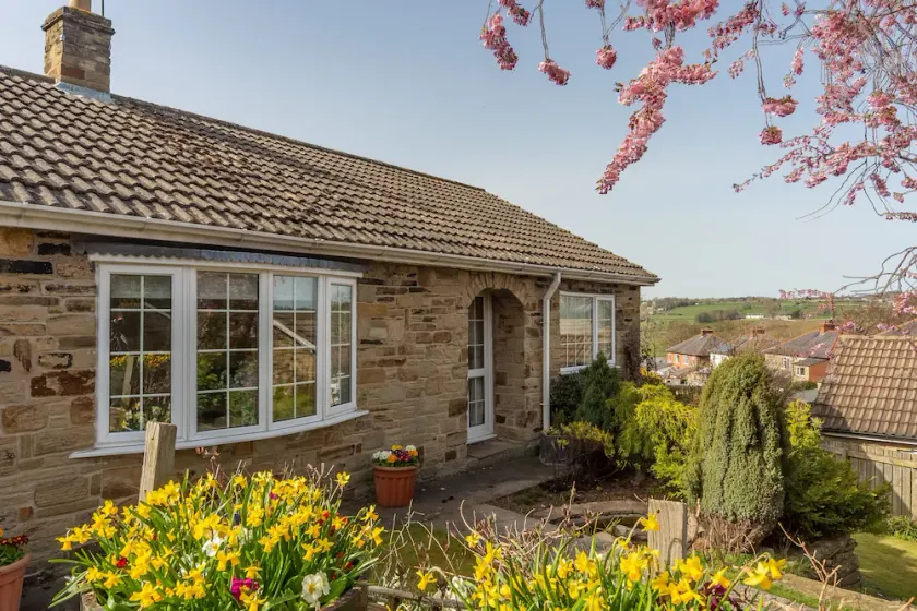 Fox Cottage - Image 1