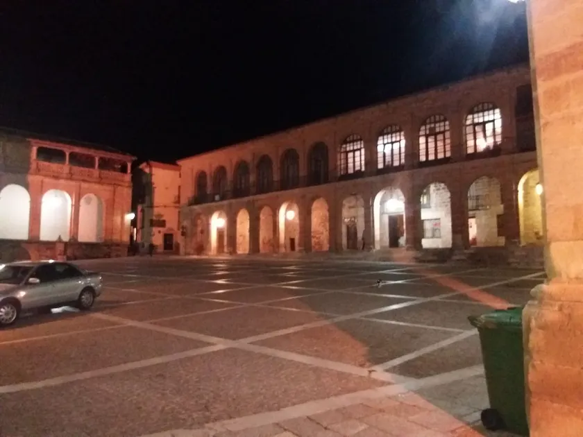 Rural house in Alcaráz - Image 1