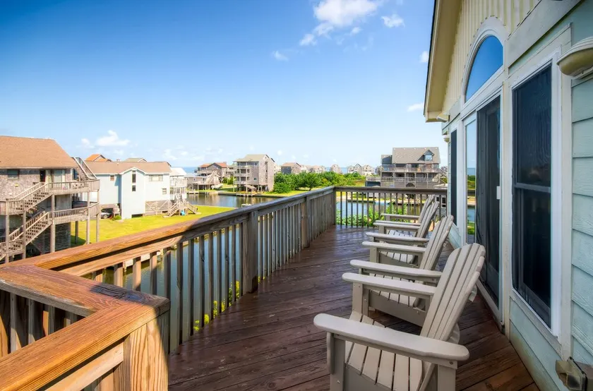 Cozy Canalfront Avon Home-Pool, Aire de pique-nique, Bain à remous, GameRm, Wet Bar, Embarcadère - Image 1