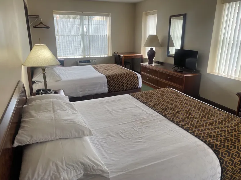 Hotel Pratt in the heart of Cooperstown, New York **Baseball Central** - Image 1