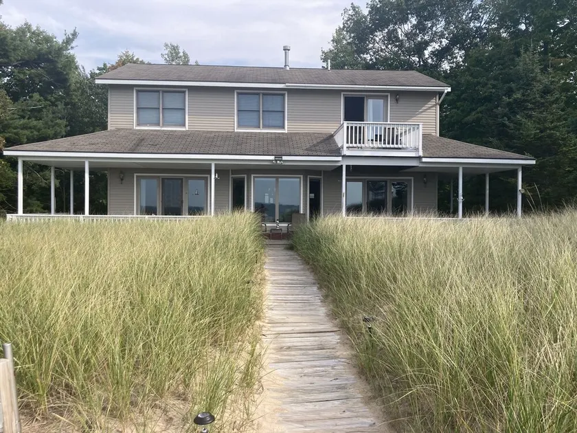 Lake Mich. Beachfront 4 bedroom Home with Fantastic Views and private beach - Image 1