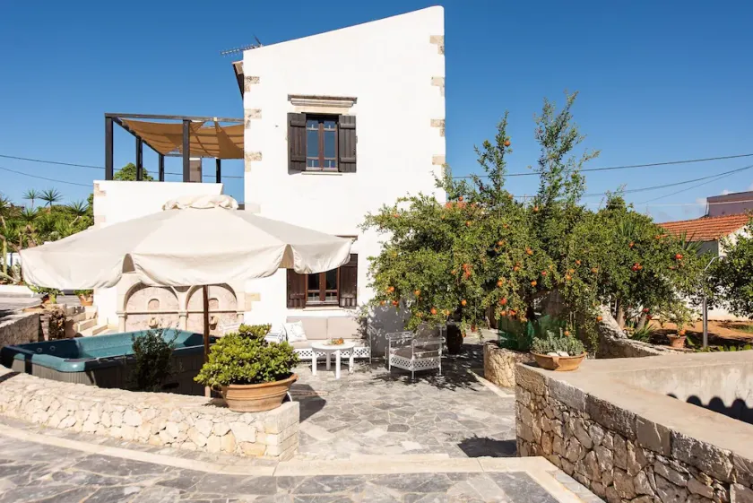 Lovely property in village near the best beaches. - Image 1