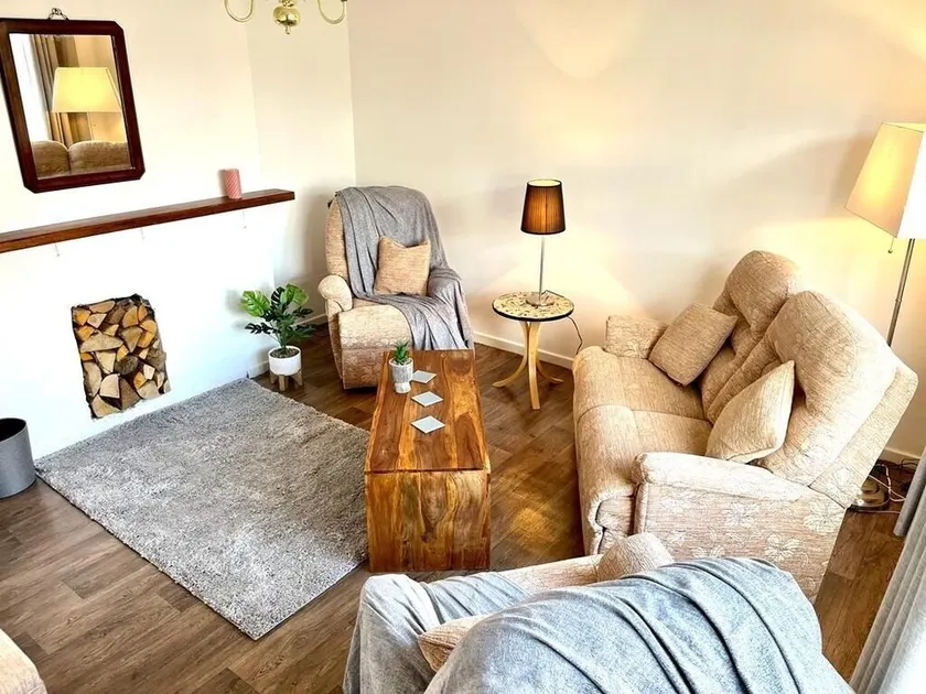 Spacious family home - Image 1