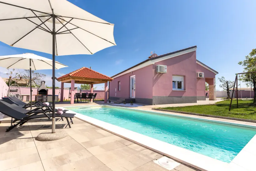 Beautiful new Villa with private pool near the sea perfect for relaxing vacation - Image 1