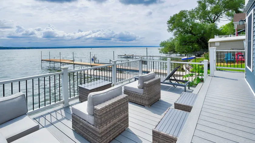 Petit Retreat: The sweetest place on the Lake! - Image 1