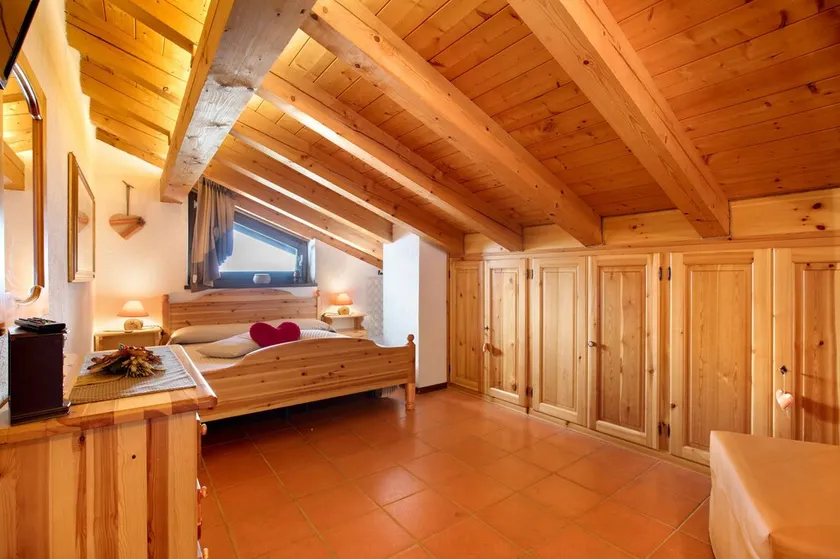 Apartment 'Elois' with Mountain View, Shared Terrace and Wi-Fi - Image 1