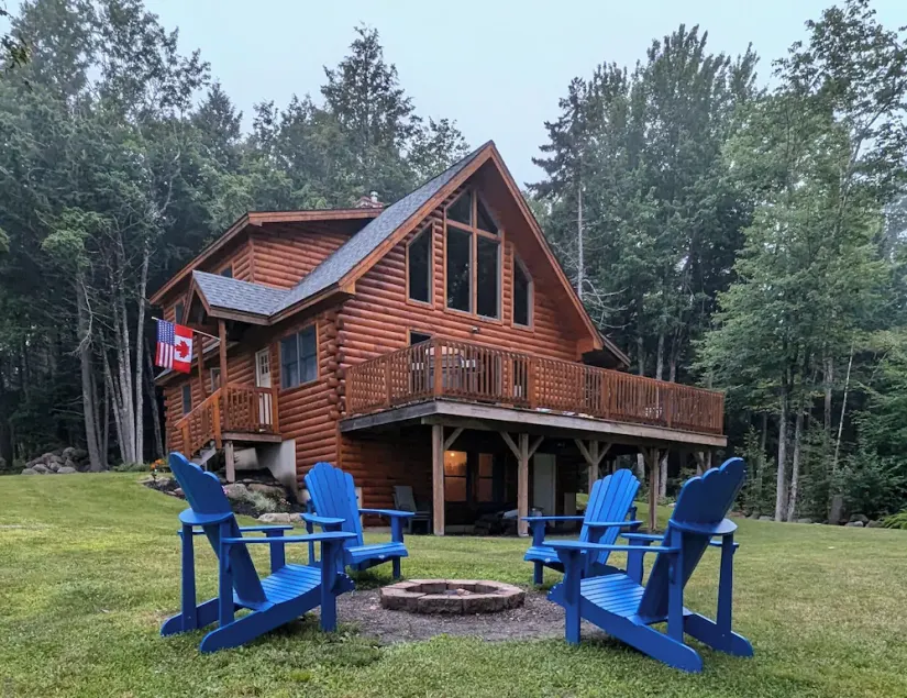 Beautiful Lakeside Log Home near Acadia National Park - kayak, canoe, swim, fish - Image 1