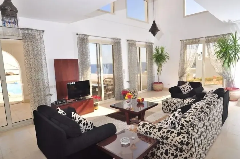 Villa avec plage privée et piscine privée - Image 1