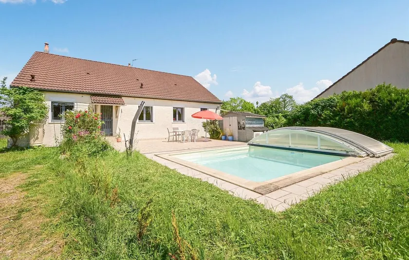 Lovely Home In Briare With Sauna - Image 1