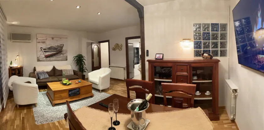 La pastora Gava, Apartment with parking near Barcelona. - Image 1
