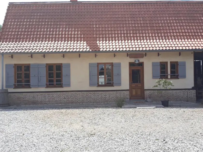 \"AU COLOMBIER DES ARTEAUX\" nuova casa con materiali antichi - Image 1