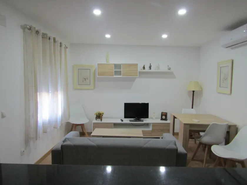 Casa Rural en Alarilla, Junto a La Muela - Image 1