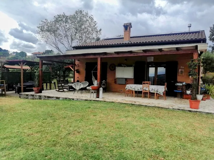 Ferienhaus „Casa degli Ulivi“ mit privatem Pool und WLAN - Image 1