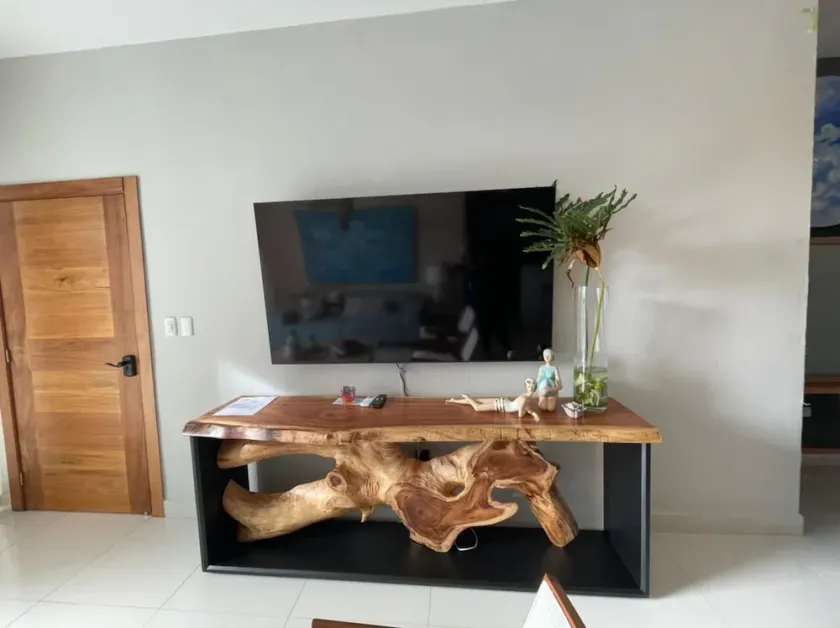 3 BR ocean view - Image 1