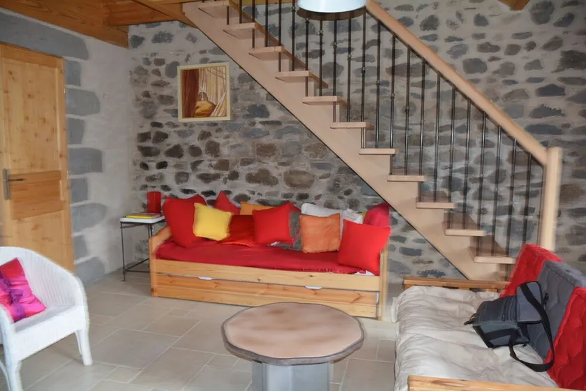 Gîte Aydat les Prades in the Parc des Volcans - Image 1