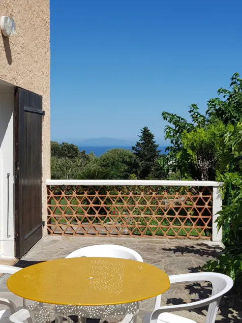 Charmant logement avec entrée et jardin strictement indépendant à 2KM des plages - Image 1