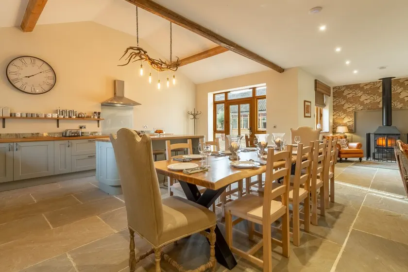 Red Stag Lodge, Little Massingham, Norfolk - Image 1