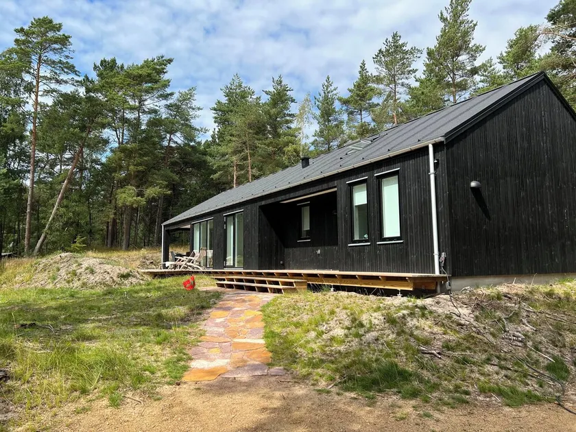 Architect-designed summer house on Bornholm - Image 1
