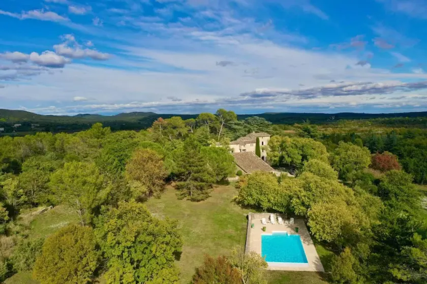17th century farmhouse for rent - Image 1