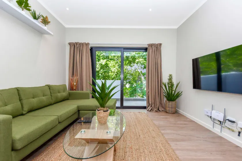 Grand | Brand New | 2 Bed | Rosebank - Image 1