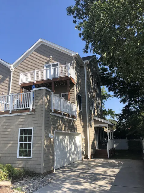 Charmerende Oceanfront, Vibe District, Convention Center Executive Townhouse - Image 1