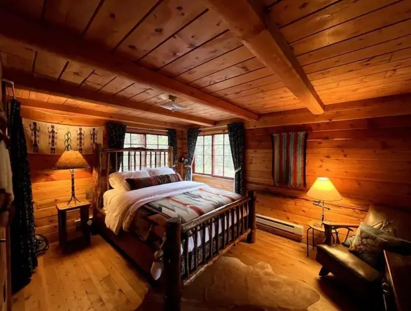 Iconic Log Cabin w/ Wood Burning Hot Tub and Epic Views - Image 1