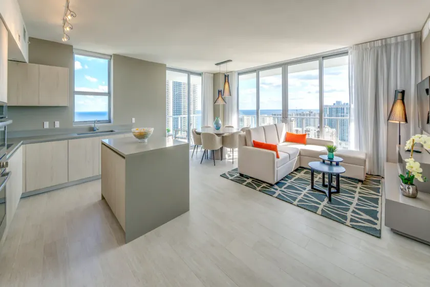 NEW2019 2BR SE CORNER SUITE AMAZING OCEANVIEW 26th Floor - Image 1