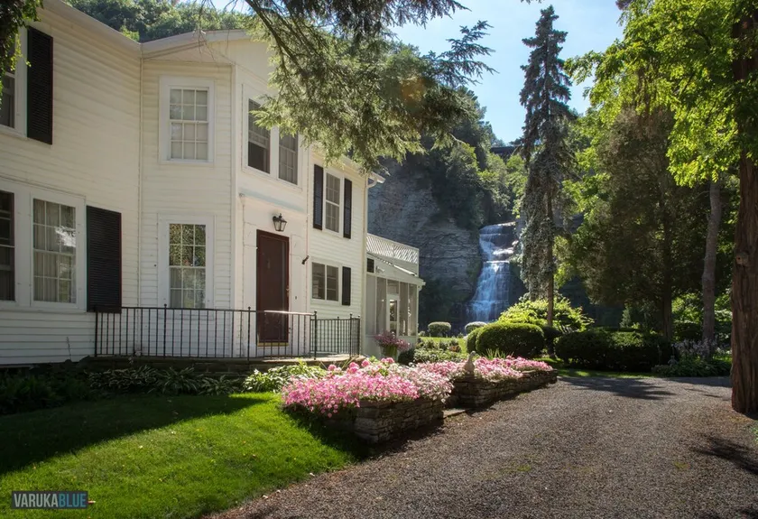 Your exclusive retreat from reality... Your own private sanctuary. - Image 1