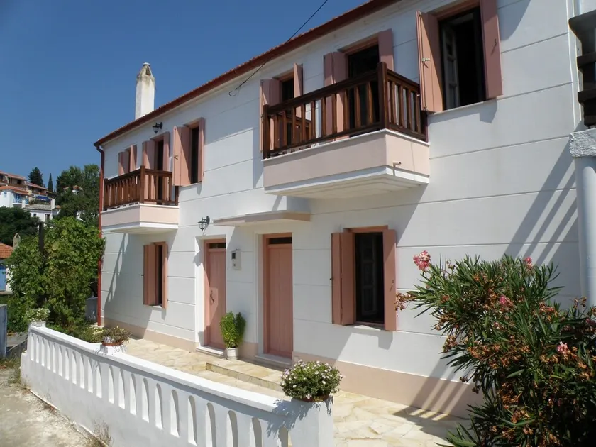 Let Yourself Escape At Ikia's Traditional Houses - Image 1