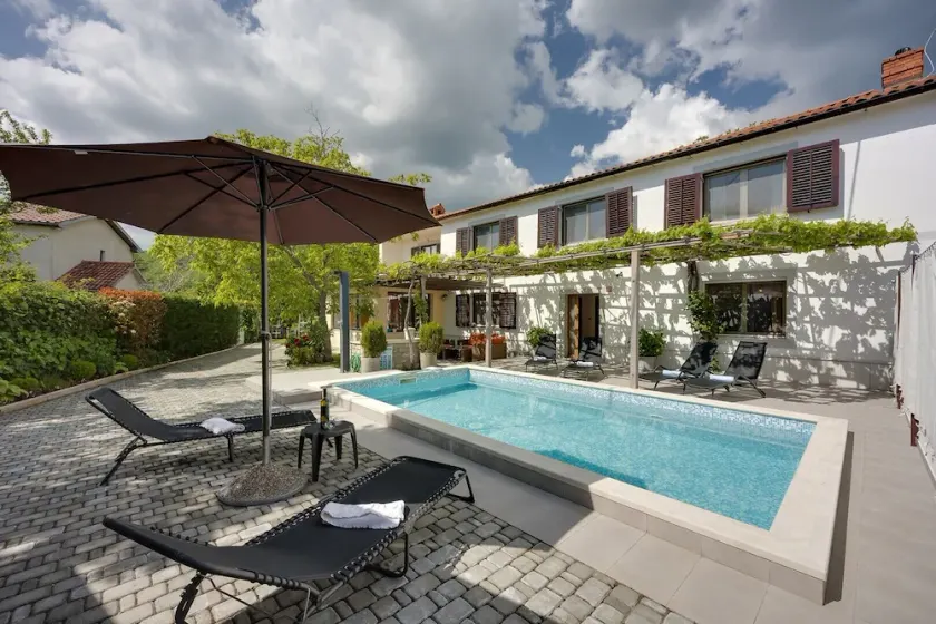 Holiday House Planik - Image 1