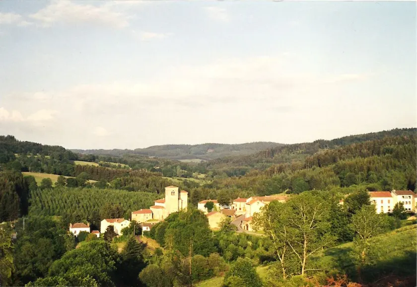 HOUSE IN A SMALL CHARMING VILLAGE: GOOD PRICE-QUALITY RATIO - Image 1