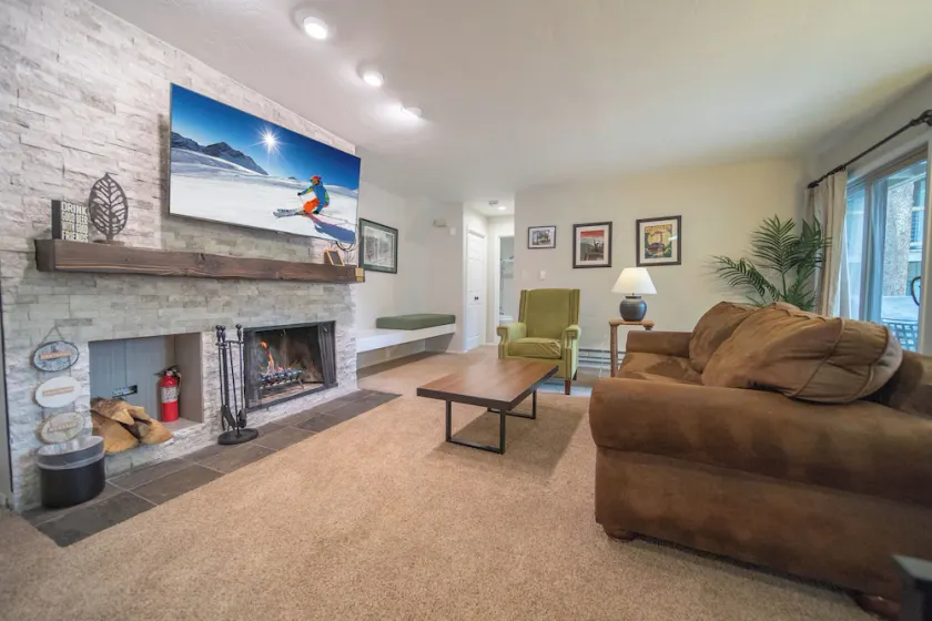 Peaceful Condo w/Fireplace, Patio & Heated Pool - Image 1