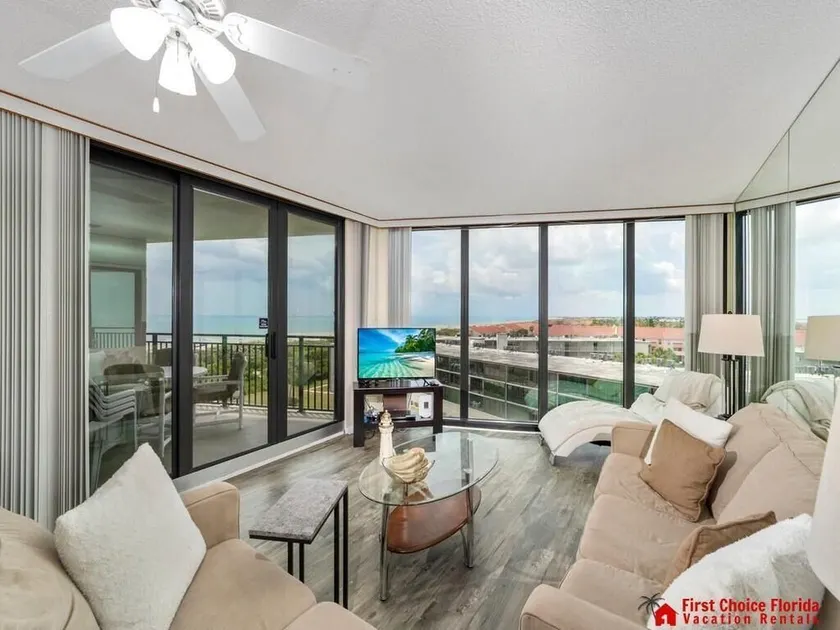 Stunning Ocean Views: Seventh-Floor Beach Condo! - Image 1