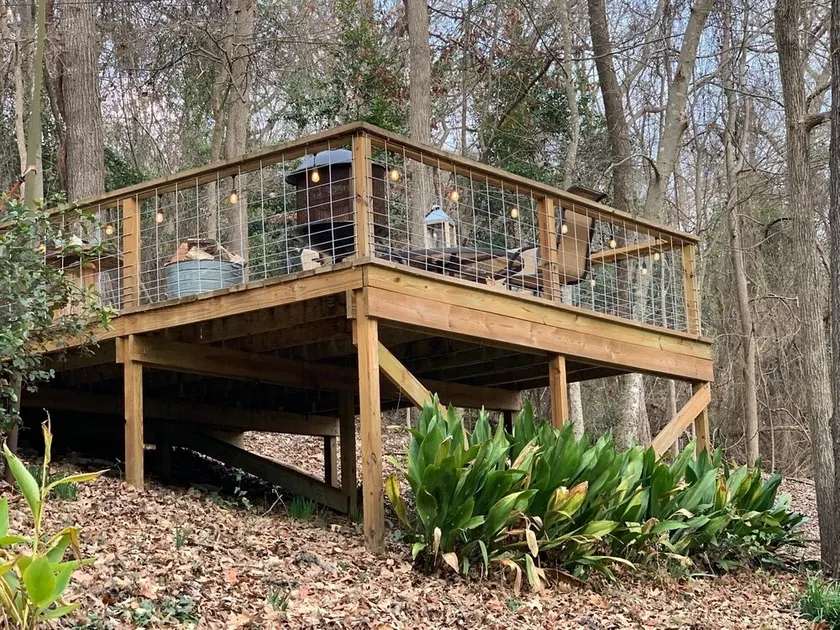 Kayaks-Canoe-Boathouse-North Shore of Caddo Lake-Frog Town-Water Access - Image 1