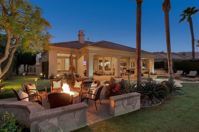 POOL TABEL OG MARGS! - SLEEPS 14 - Image 1