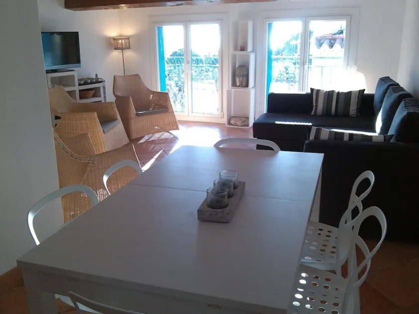 Appart. 6-10 pers 80m² centre ville hist. vue mer 2 min plage port commerces - Image 1