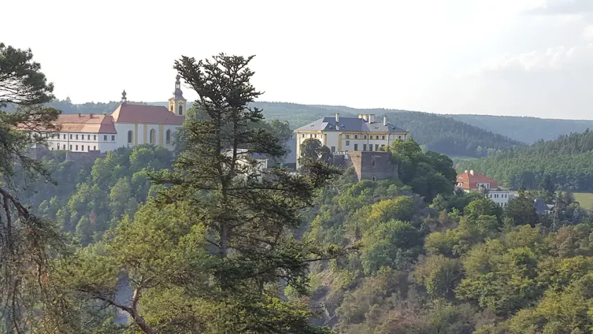 Terrace with gorgeous panorama in historic Rabstejn - Image 1