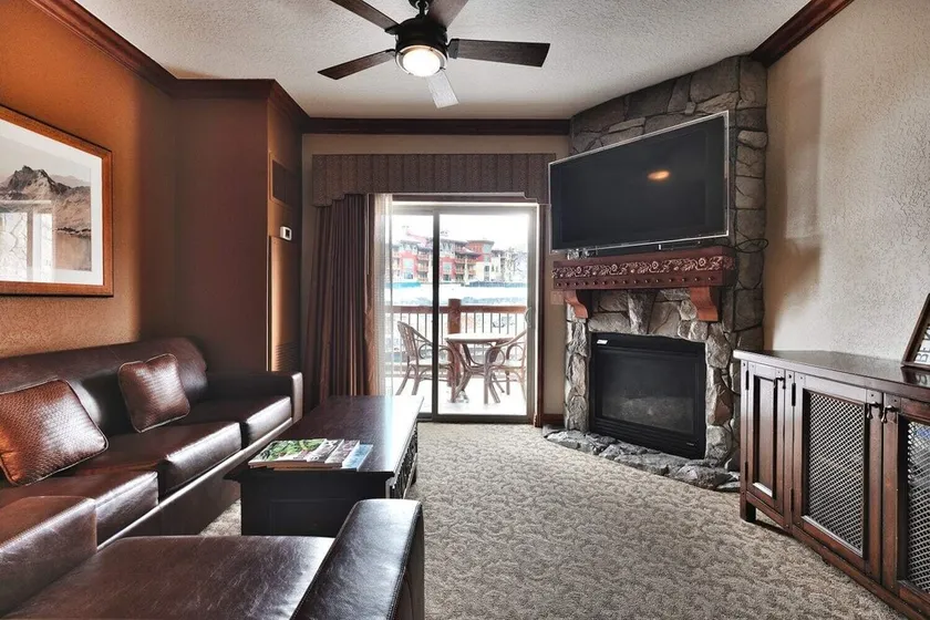 Appartement en copropriété avec jacuzzi, piscine chauffée et sauna | Vue montagne - Image 1