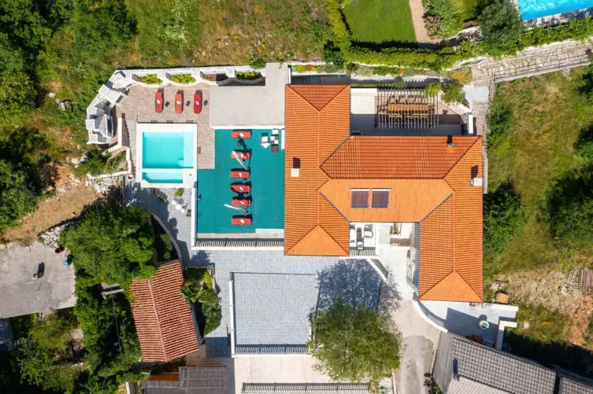 large stately villa with wellness and heated infinity pool - Image 1