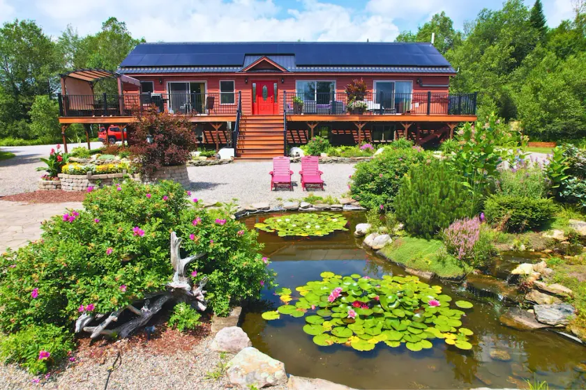 ML 'As Seen on TV' 1 mile from Mt Washington Hotel, great views, hot tub, fire pit, beach, trails! - Image 1