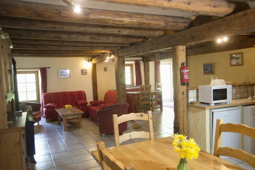 Gîte 120 mètres carré rénové dans  Ancienne Ferme - Image 1